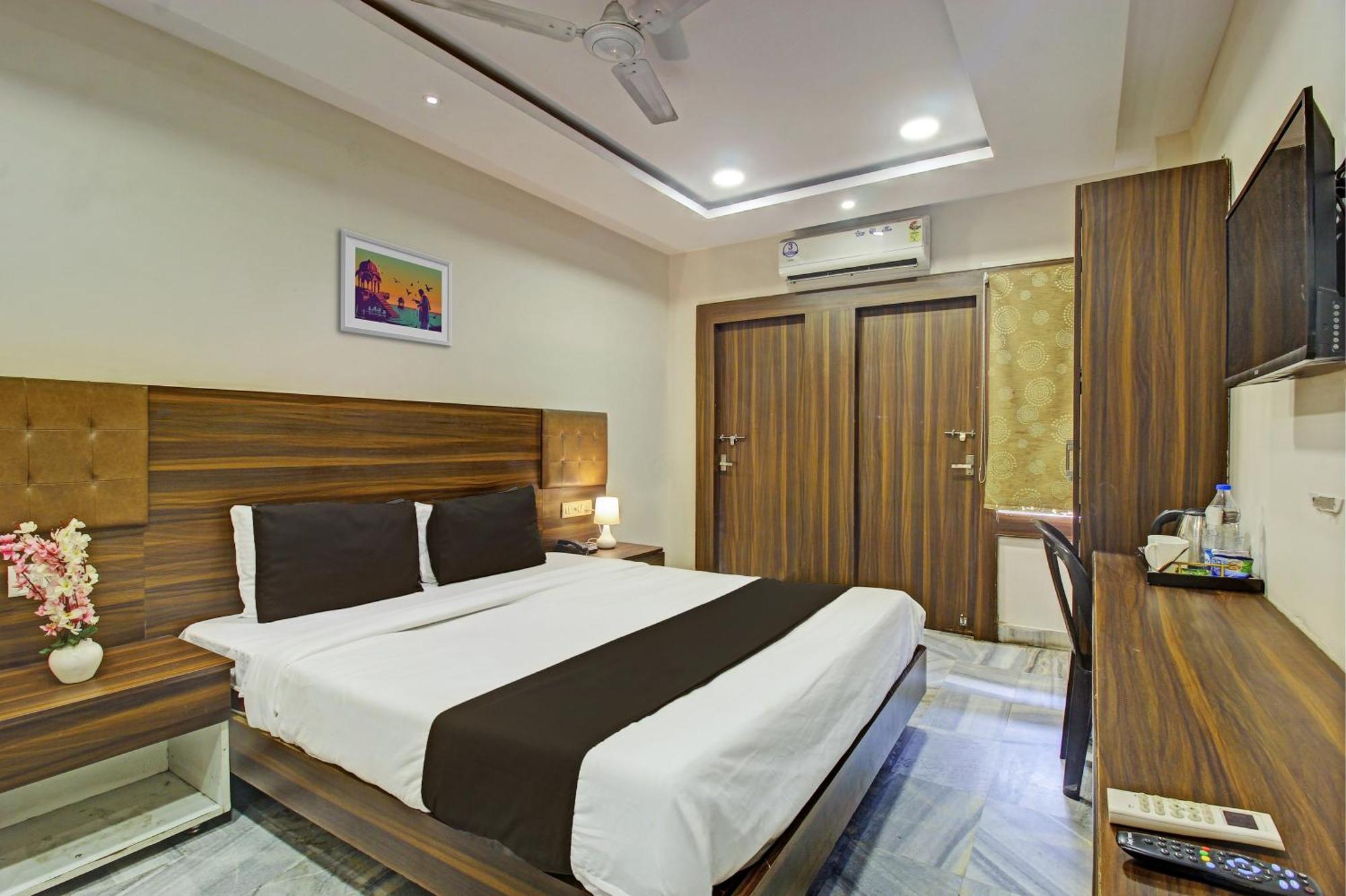 Hotel O Srujana Stay Inn ハイデラバード エクステリア 写真